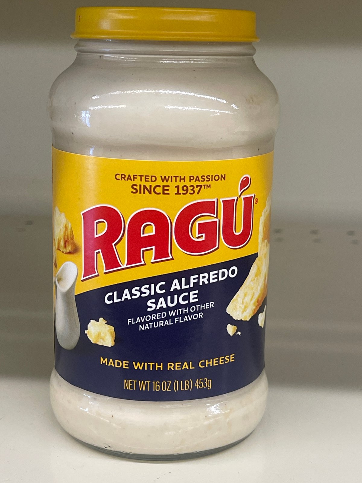 Ragu classic alfredo sauce