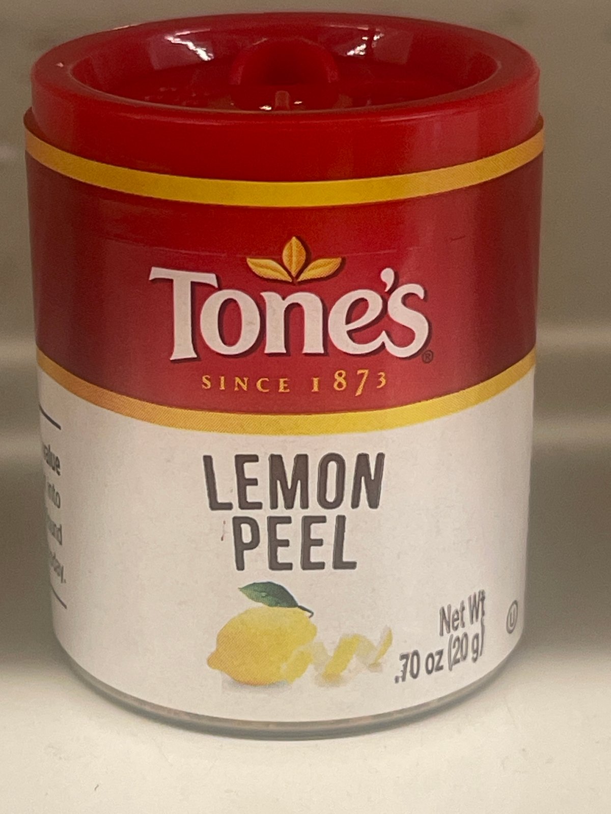 Tones lemon peel