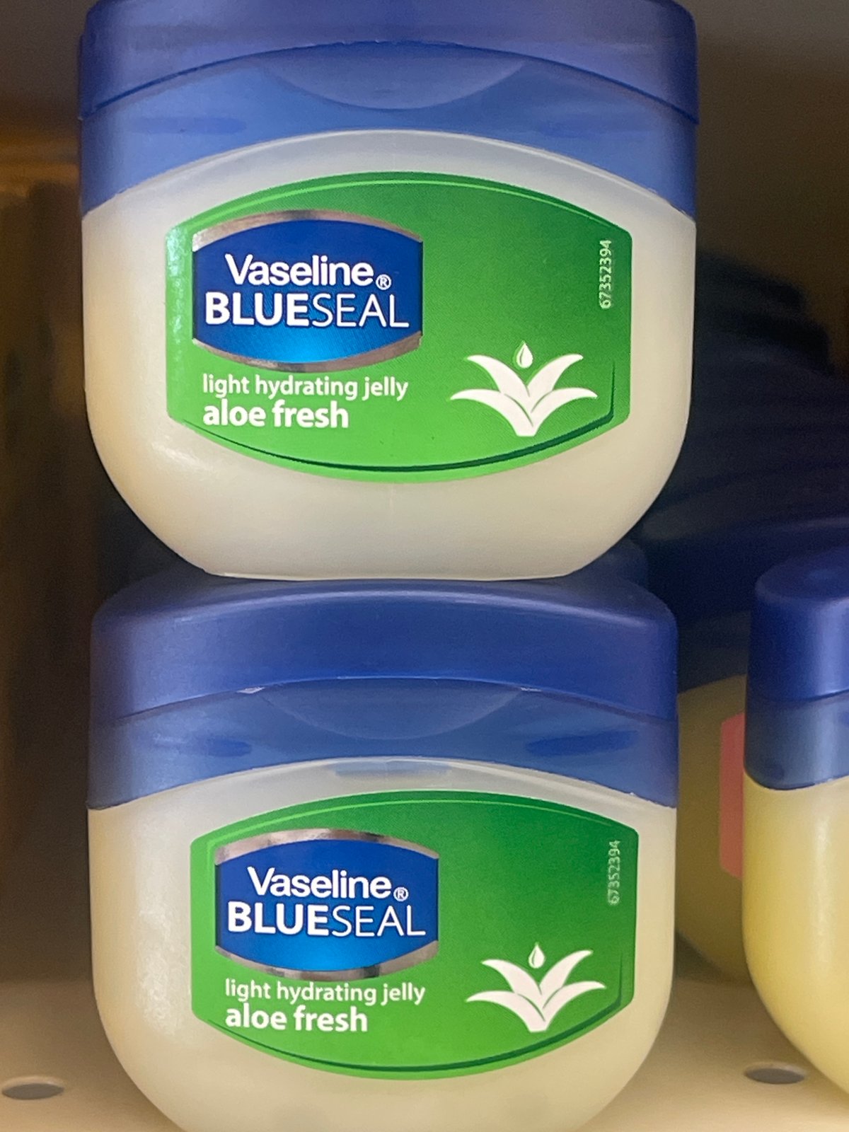 Vaseline Aloe Fresh Petroleum Jelly